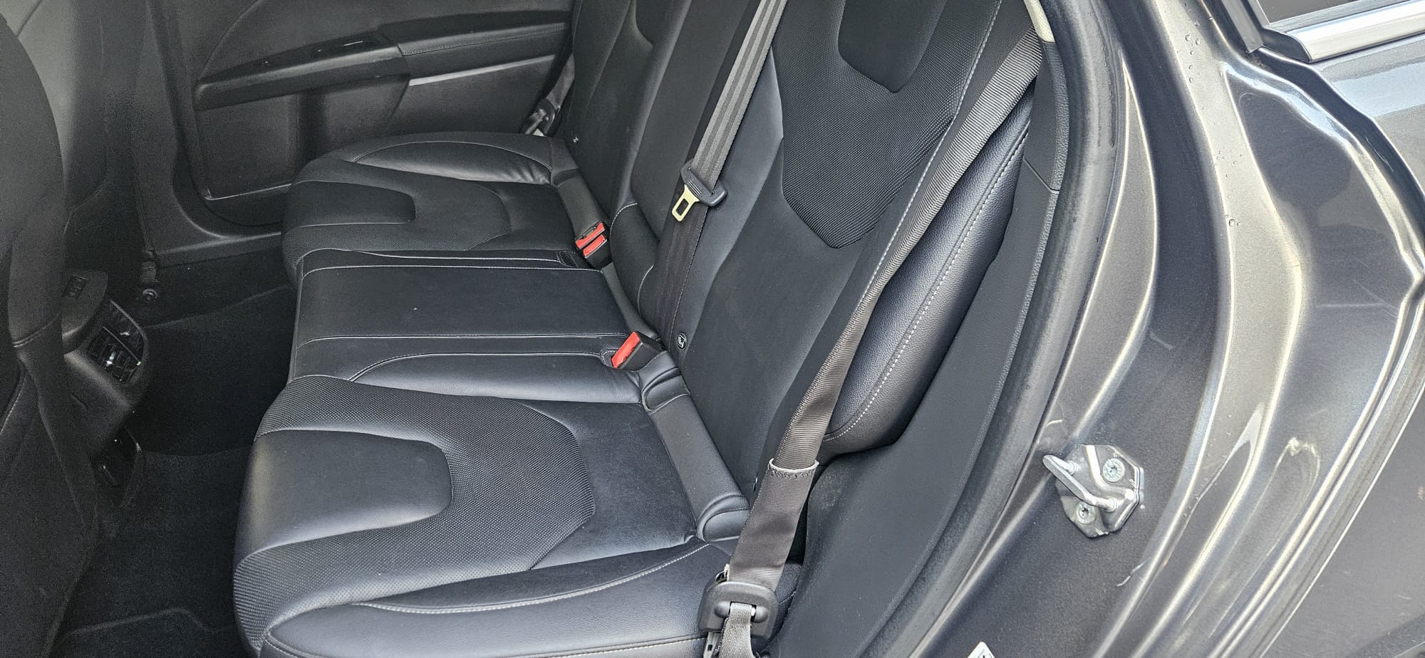 
								Ford Mondeo Mk5 2.0 TDCi 180 KM full									