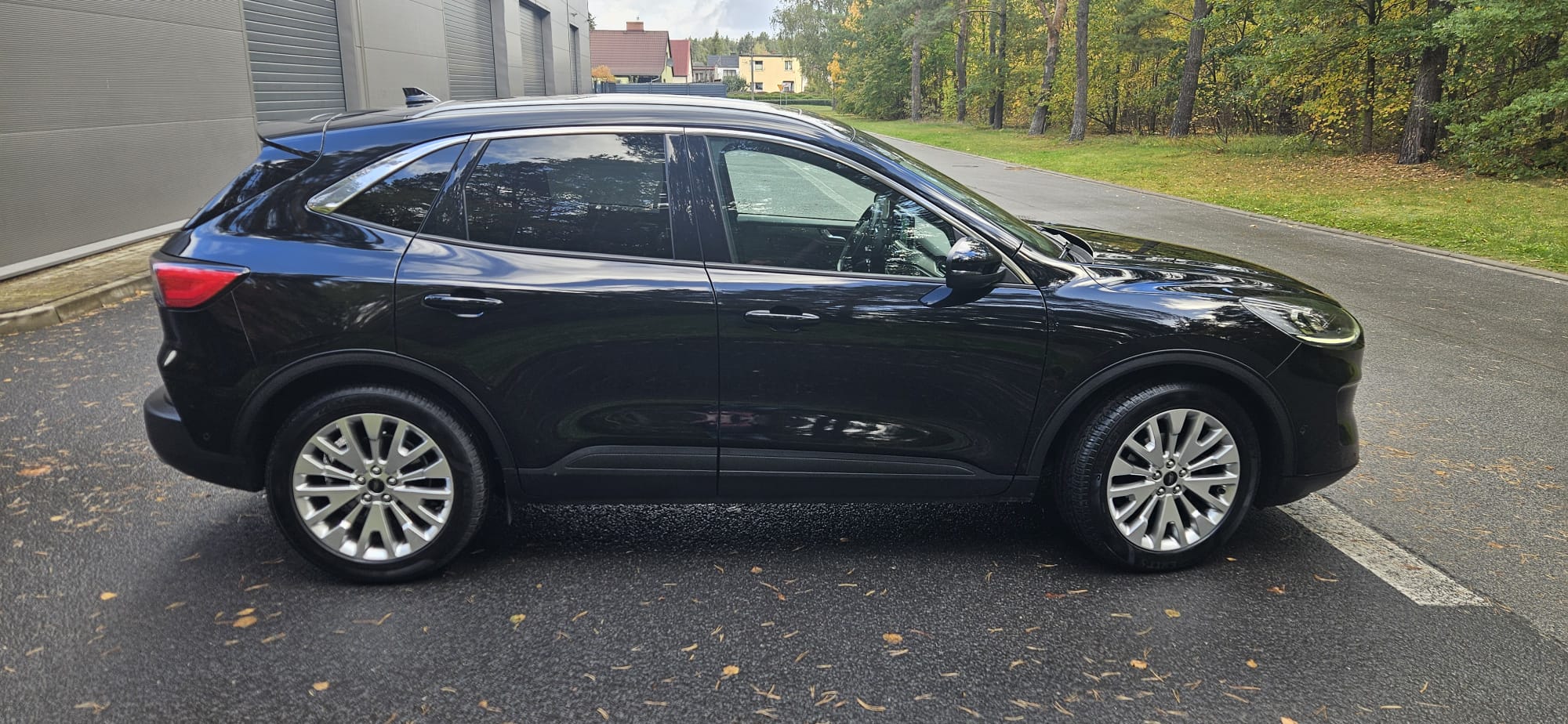 
								Ford Kuga 2.0 Tdci Automat 4X4 Niemcy FV 23 % full									