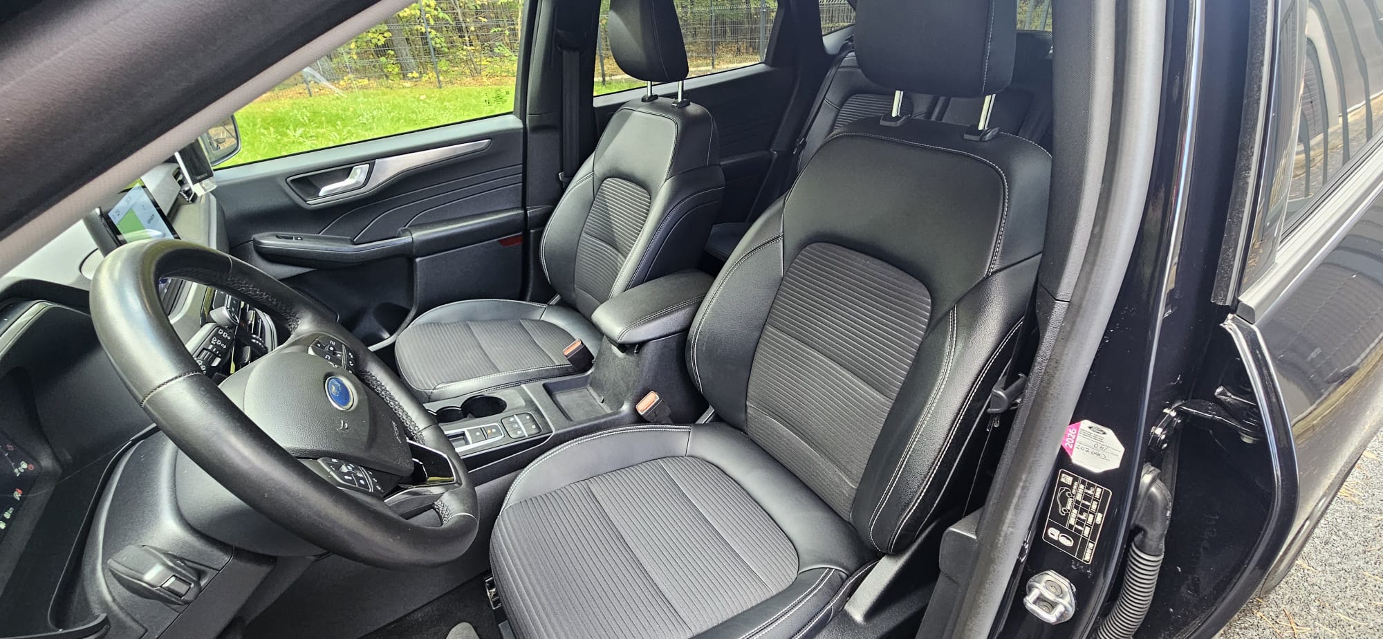 
								Ford Kuga 2.0 Tdci Automat 4X4 Niemcy FV 23 % full									