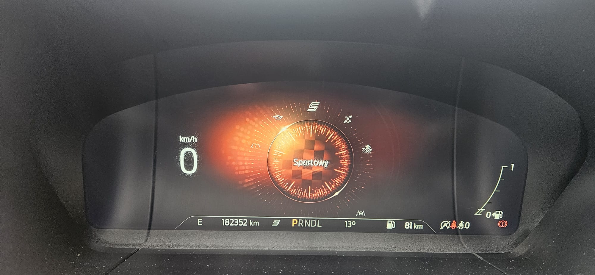 
								Ford Kuga 2.0 Tdci Automat 4X4 Niemcy FV 23 % full									