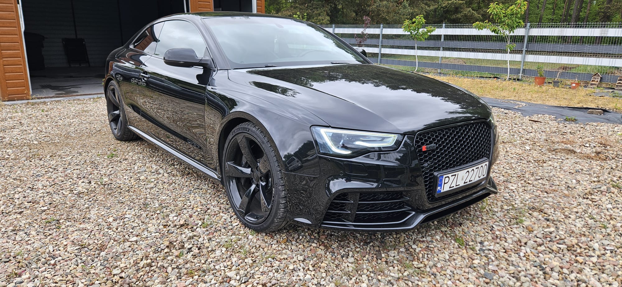 
								Audi RS5 4.2 FSI 450 KM Prawdziwa Bestia Salon Polska full									